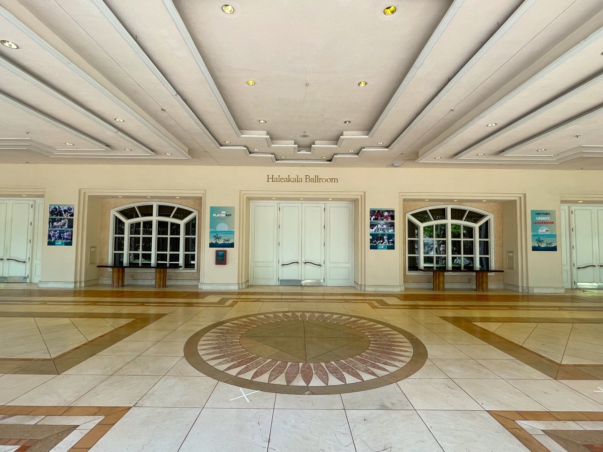 Wall-Mount Banners